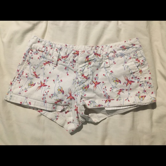 Hurley Shorts | Size 0 | PacSun - Picture 1 of 5